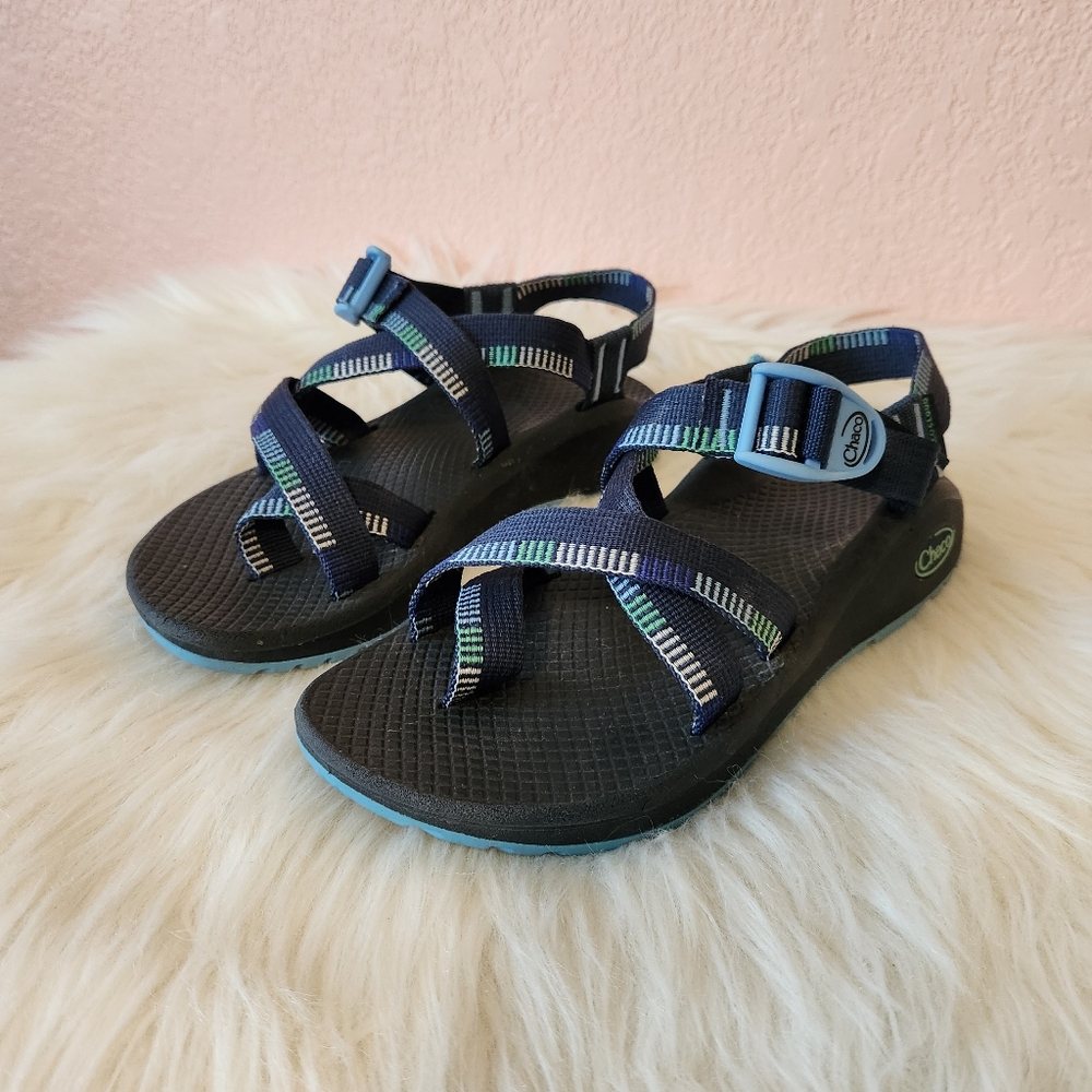 Chaco Black Blue Strappy Outdoor Sandals W6